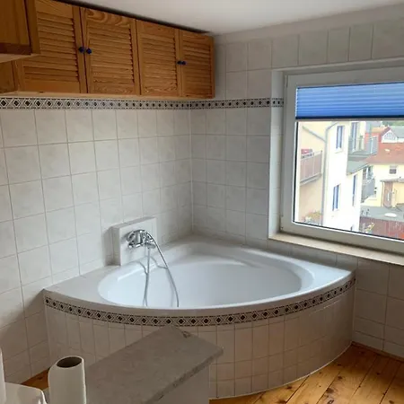 In Schlossnaehe * Σβερίν